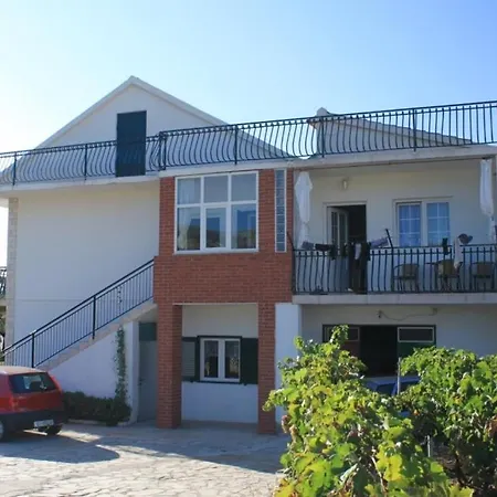 Apartament With A Parking Space Grebastica, Sibenik - 8367 *