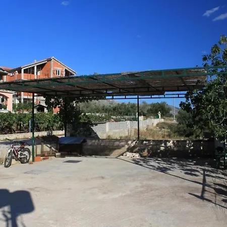 With A Parking Space Grebastica, Sibenik - 8367 Apartament Brodarica (Sibenik-Knin)