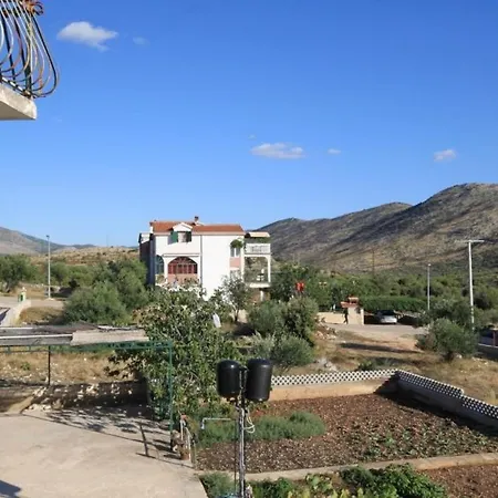 With A Parking Space Grebastica, Sibenik - 8367 Apartament