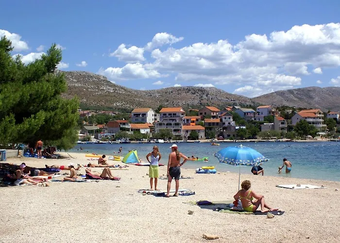 דירה With A Parking Space Grebastica, Sibenik - 8367 *