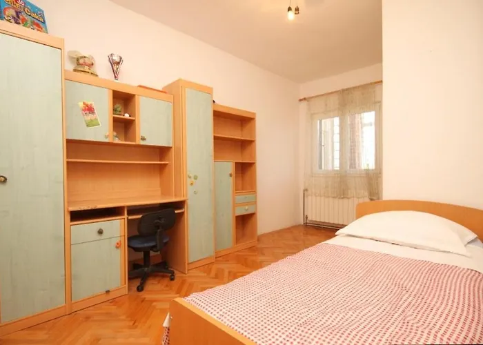 With A Parking Space Grebastica, Sibenik - 8367