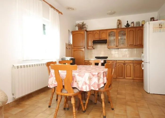 Appartement With A Parking Space Grebastica, Sibenik - 8367